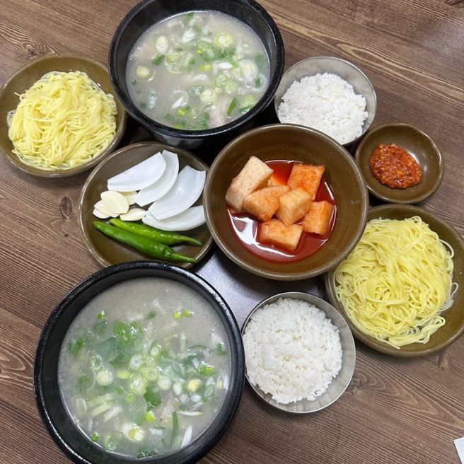 포항 환호동 50년전통의 노포맛집 평양곰탕! 메뉴는 곰탕, 수육뿐