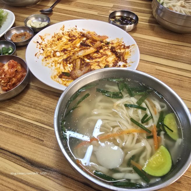 영천 맛집 제일손칼국수, 손칼국수부터 돼지껍데기까지 먹고 온 후기
