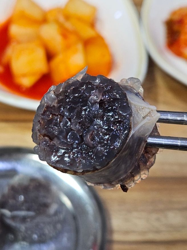 강릉 중앙시장 광덕식당 : 낯선 조합이지만 생각보다 좋았던 소순이 국밥