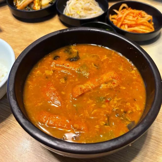 중구 용금옥: 전통의 맛과 따뜻한 서비스가 있는 곳