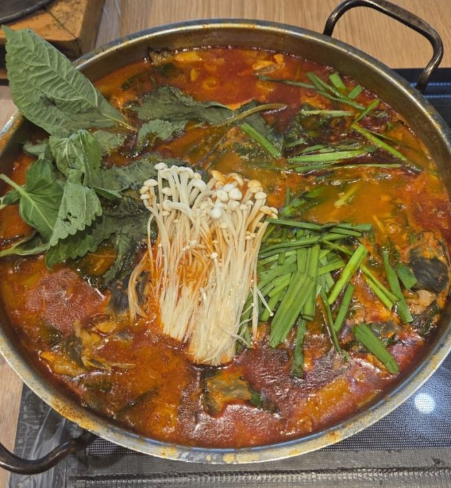 대구 근교 경산 맛집 남천민물매운탕 메기매운탕