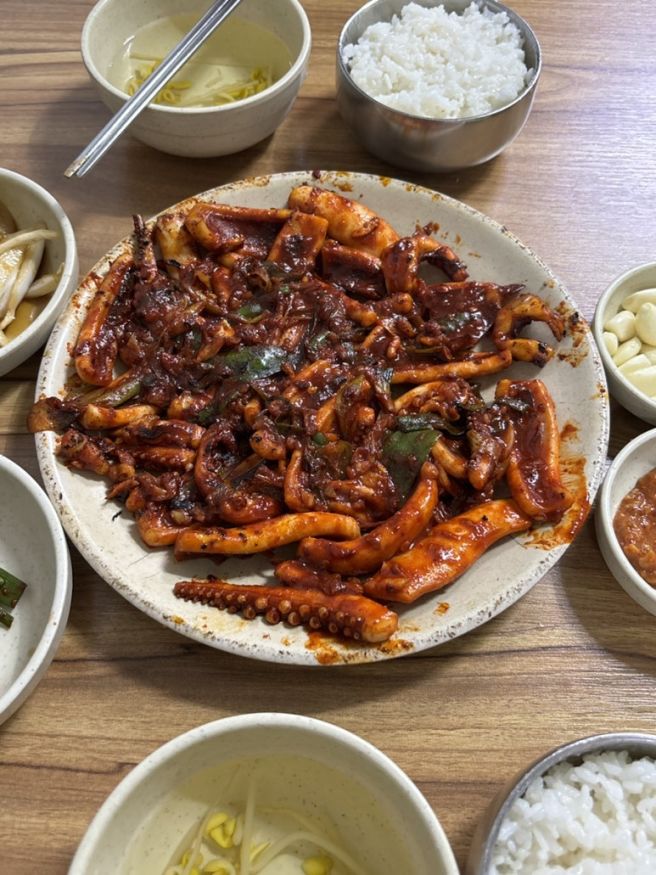 경주 현지 맛집 단골식당 본점 • 내돈내산 현지인 찐맛집 • 포장 웨이팅 주차장