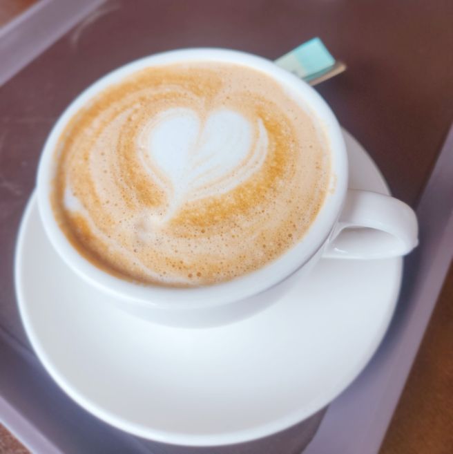 대구 동대구 신천동 고향집 칼국수에서 곤드레밥이랑 집밥 반찬