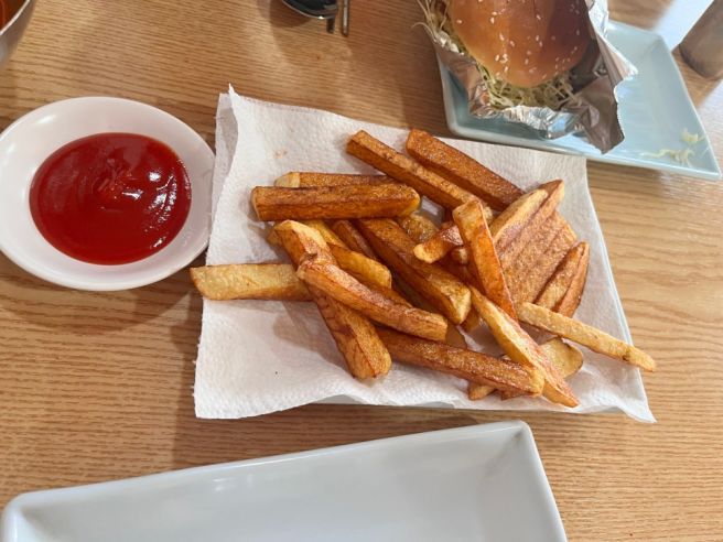 춘천 디자인 업체 점심 시간 힐링 쉼표 : 진아하우스, 카페 오이트, 애니메이션 박물관을 가다!🔅