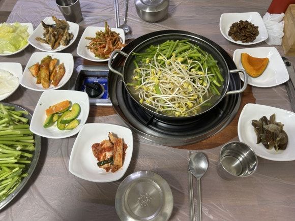 [전주 로컬 해장국 맛집] 콩나물국밥 대신 현지인 추천 받아서 간 '그때산집' 시원한 복탕 솔직 후기