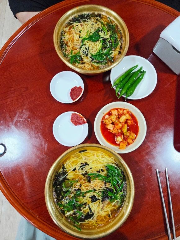 대구 북구 잔치국수 맛집 국수마을 방문 후기 | 진한 멸치육수와 푸짐한 국수 한 그릇