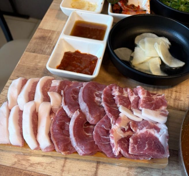 내돈내산) 제주도 서귀포 횟집 '자리돔횟집' , 흑돼지 전문점 '뽈살집 한림점'