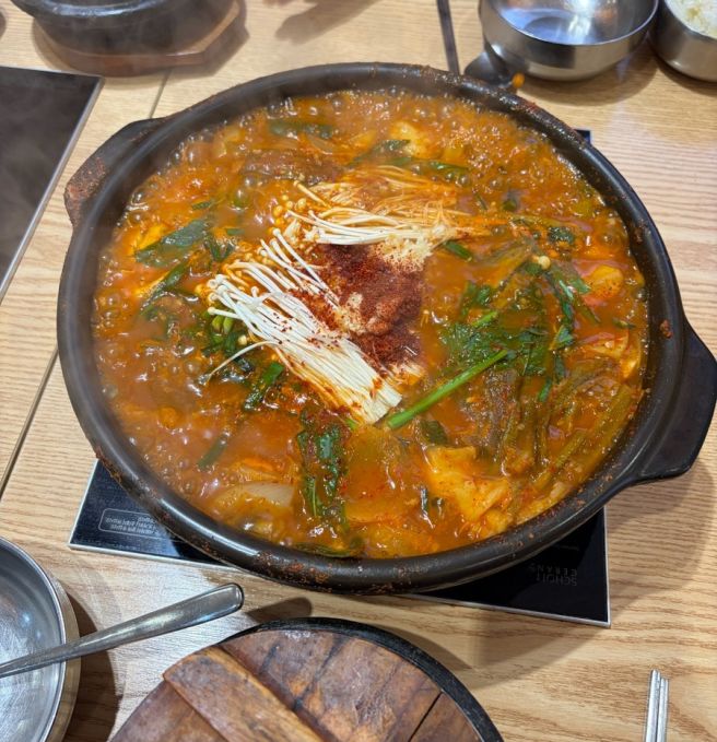 경북 안동 현지인 추천 맛집 “김정순 명인의 집” | 메기매운탕, 빙어튀김 (내돈내산)