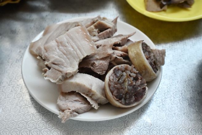 대구 100번식당 ‘고기백반’ (대구광역시 서구 내당동)