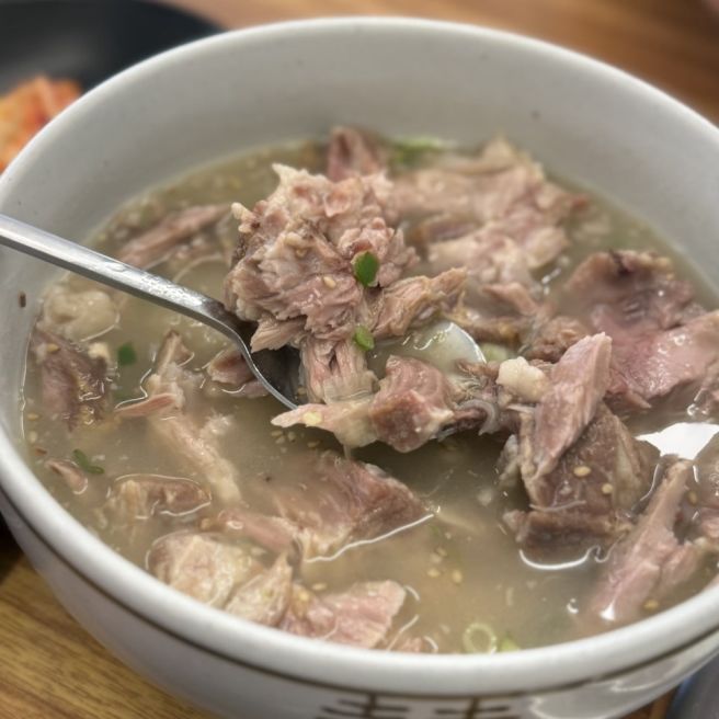 제주공항 근처 넉둥베기 제주 고사리육개장 접짝뼈국 맛집