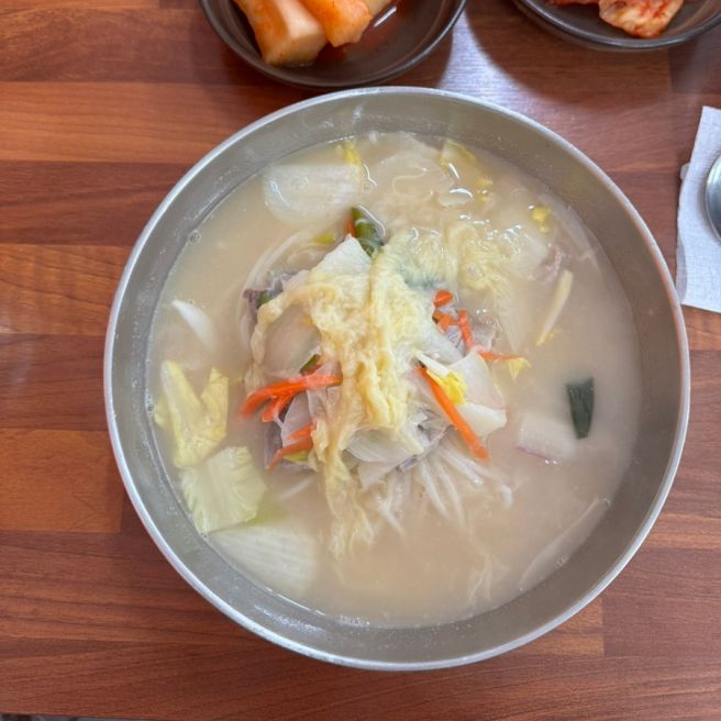 삼대전통고기국수 :: 20년째 다니는 제주공항근처 연동 제주도민 고기국수 찐맛집 추천