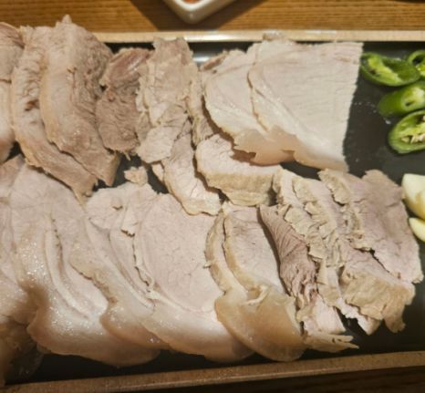 #16] 대구 반고개 무침회 원조 노포, 서구 내당동 '똘똘이식당' 내돈내산 솔직후기 (납작만두 필수 조합)