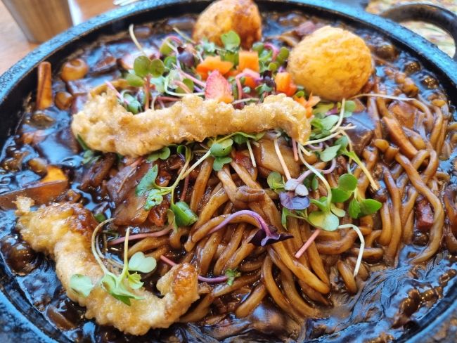 경산맛집) 지글지글 돌판에 짜장이 맛있는 "경산돌짜장"