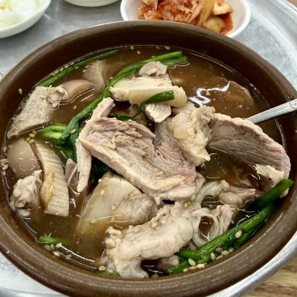 부산 서구 토성역 돼지국밥 신창국밥 본점 이재용 성시경 맛집