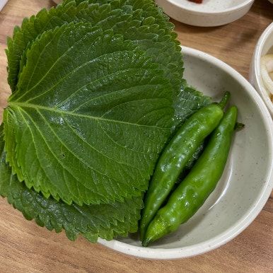 경주여행 찐맛집 '경주단골식당' 5월 중순까지 내부 수리