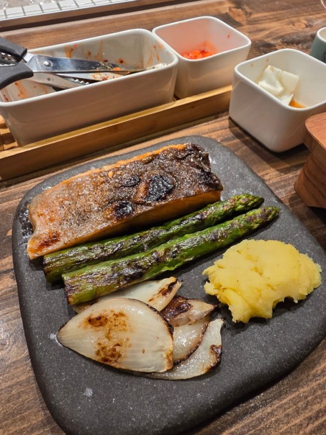 주말일상(작곡하기asst.Suno AI/청주 맛집 경주집버섯찌개,본정통)