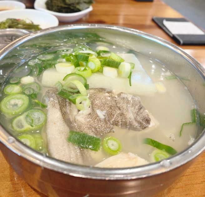부산 해운대 맛집 해운대기와집대구탕 솔직후기