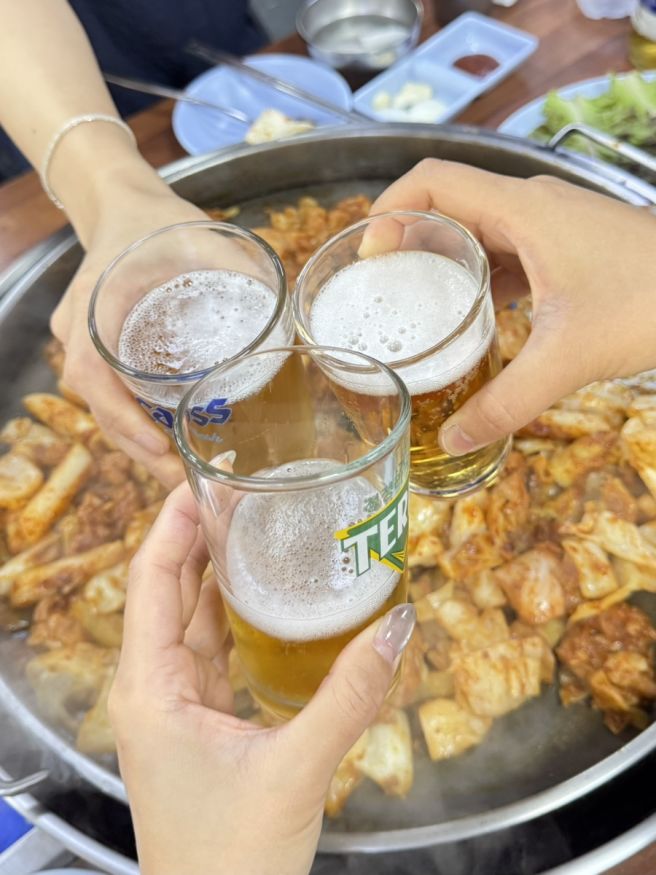 [춘천명동우미닭갈비] 현지인도 줄 서는 맛집, 웨이팅 없이 방문한 시간대