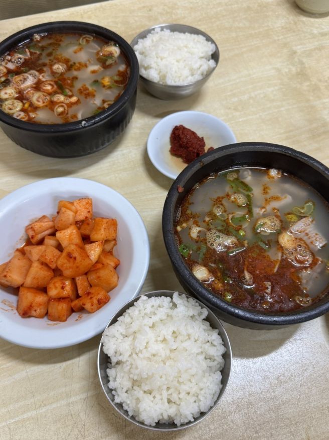 춘천 가보자순대국 고추기름 올라간 독박투어 추천 노포 순대국밥
