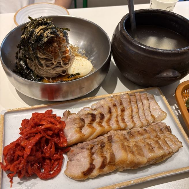 강릉 막국수 맛집 안목해변 현지인 맛집 삼교리동치미막국수 남항진점