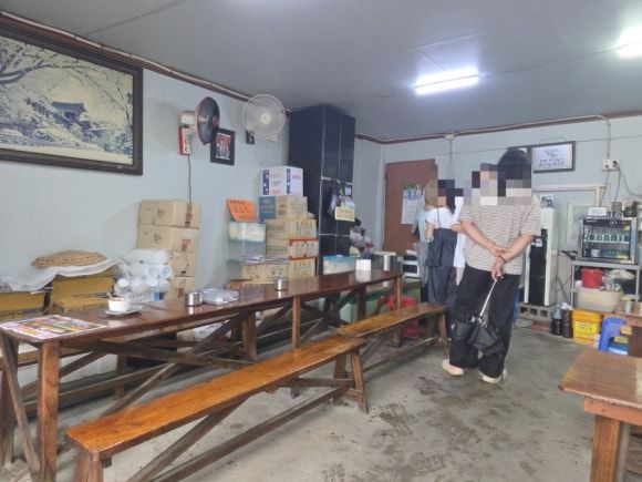 포항 구룡포 74년 전통 팥죽에 찍어먹는 찐빵, 철규분식