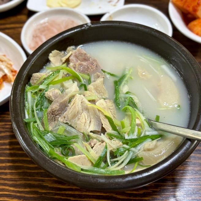 대구 8번식당 본점 돼지국밥 수육 커플세트 후기