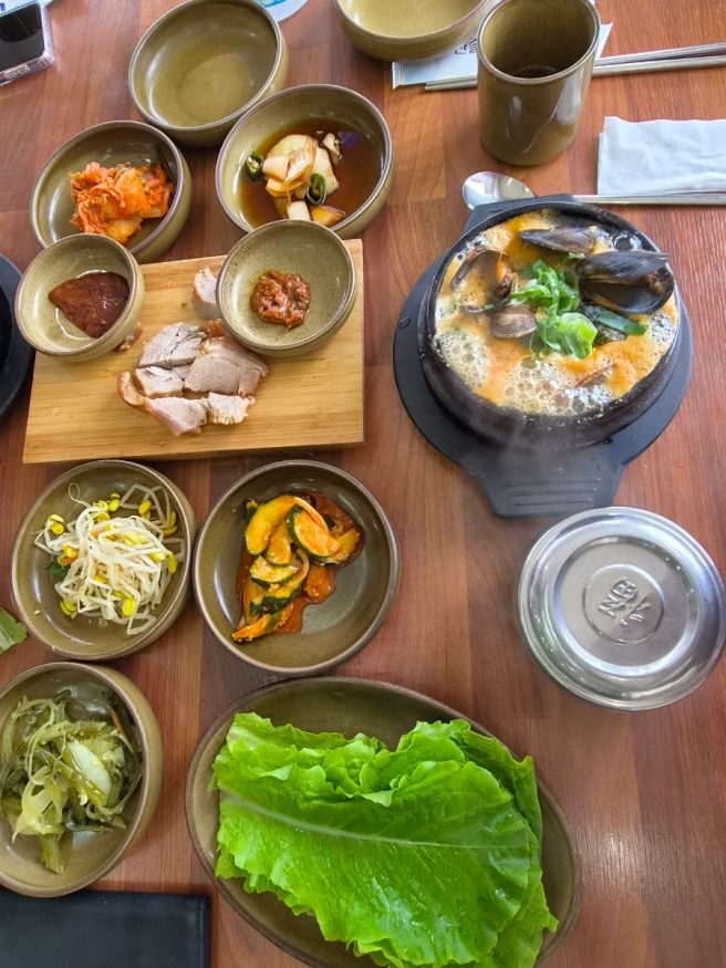 이교수의음식기행 전복뚝배기 제주 서귀포 진주식당 그리고 유럽감성카페 새러데이아일랜드