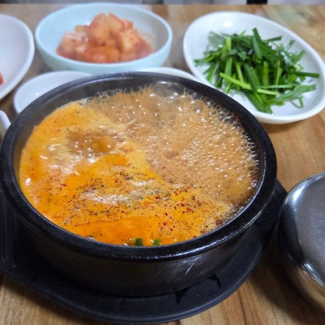 춘천 현대뚝배기