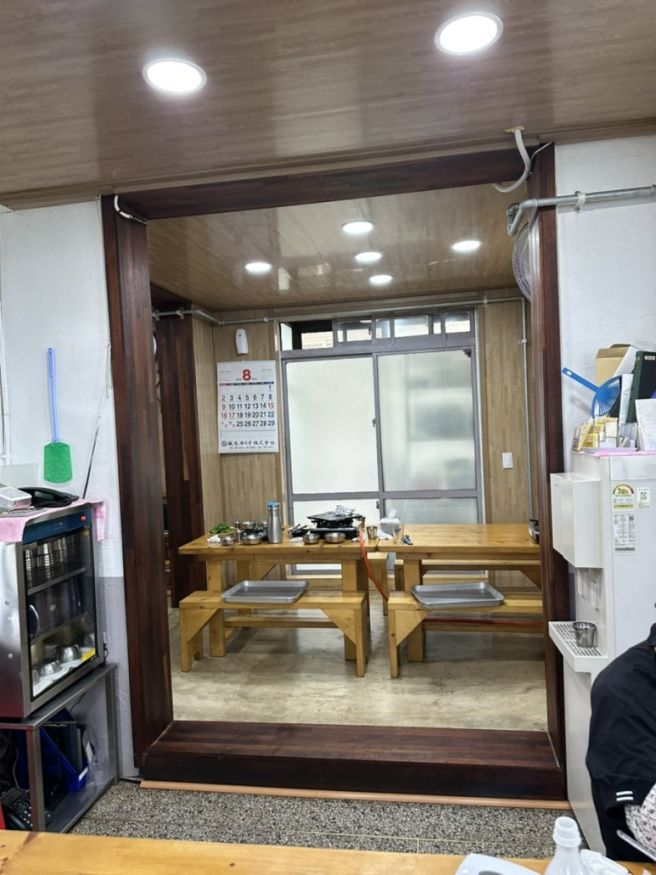 제주 표선 찐도민맛집 가시식당｜돼지두루치기와 몸국 먹어본 후기