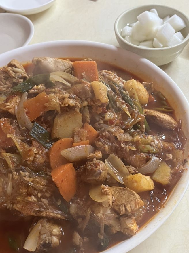 대구 팔달시장 노포 맛집" 군위통닭식당" 가마솥에 튀긴 치킨