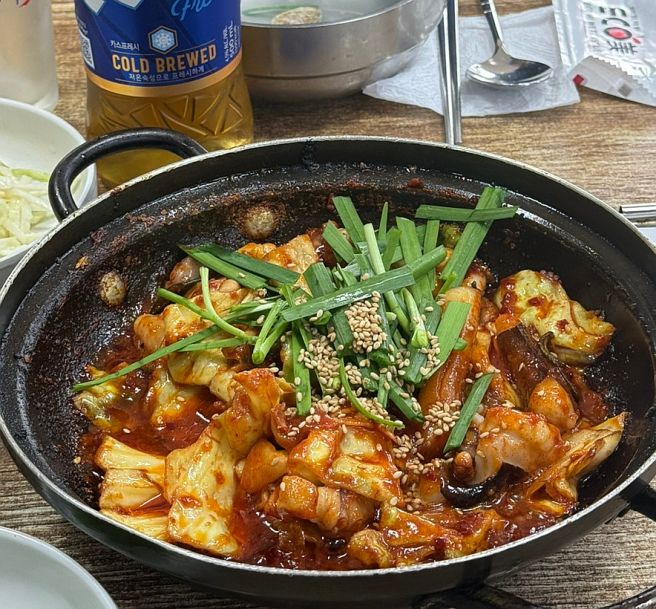 불향가득한 성북동 기사식당 쌍다리돼지불백 본점