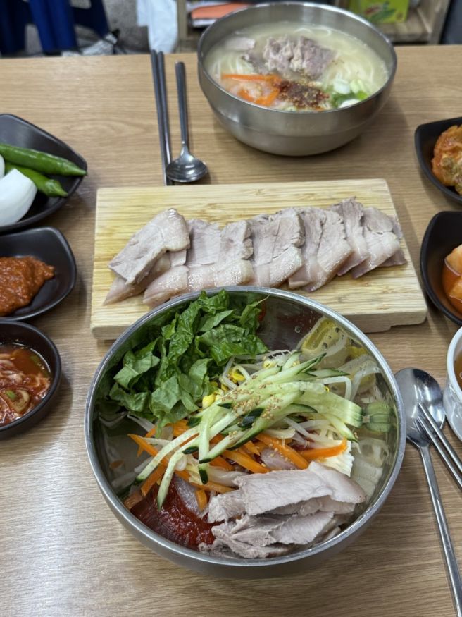 제주/ 동문시장 고기국수 맛집 '동진식당' 제주 현지인 맛집 추천