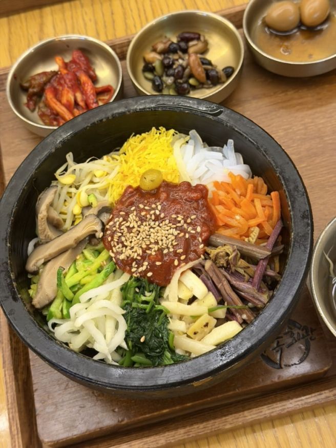명동 남대문 가족회관 롯데백화점 본점 돌솥비빔밥 맛집
