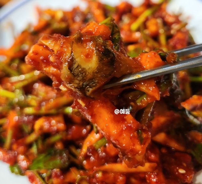 대구 반고개 무침회 골목 맛집 푸른회식당