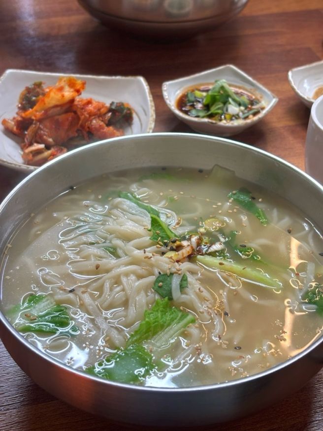 대구 앞산 칼국수 노포 맛집 앞산할매손칼국수 2대째 운영중인 남구 맛집