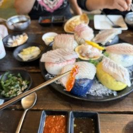 [강릉] 강문동 횟집 “경포 팔도강산”
