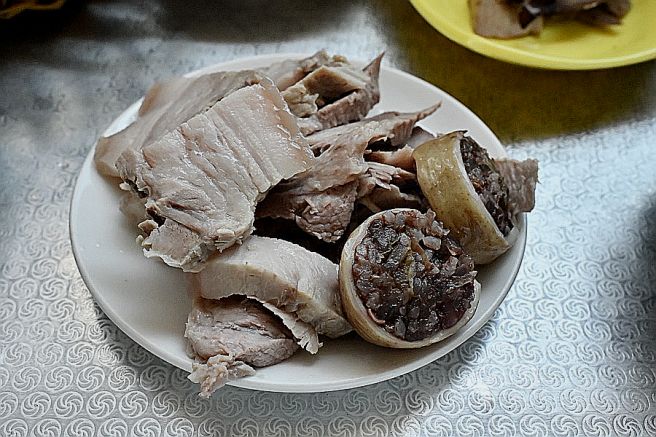 대구 100번식당 ‘고기백반’ (대구광역시 서구 내당동)