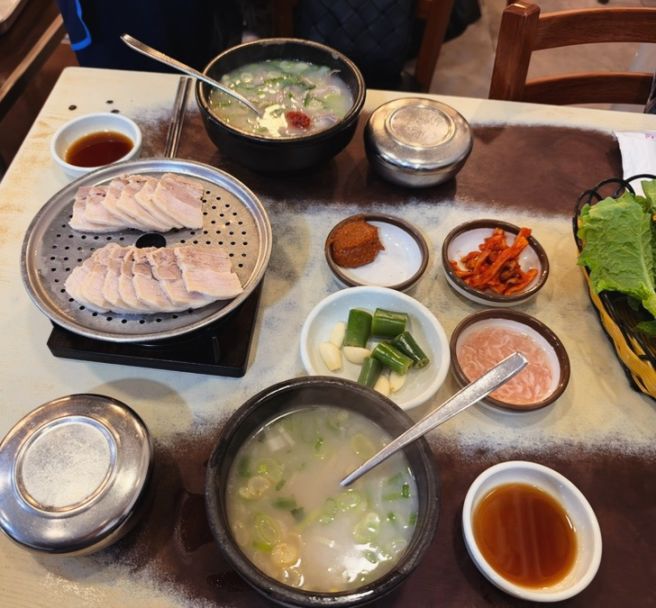 부산 서면시장 돼지국밥 송정3대국밥 24시 맛집 인정